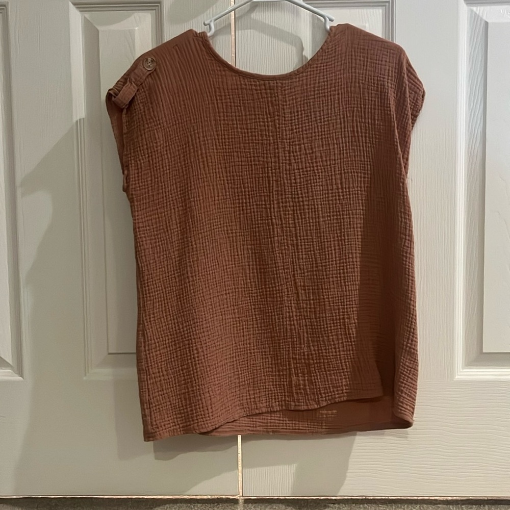 DRESSY SHIRT!!